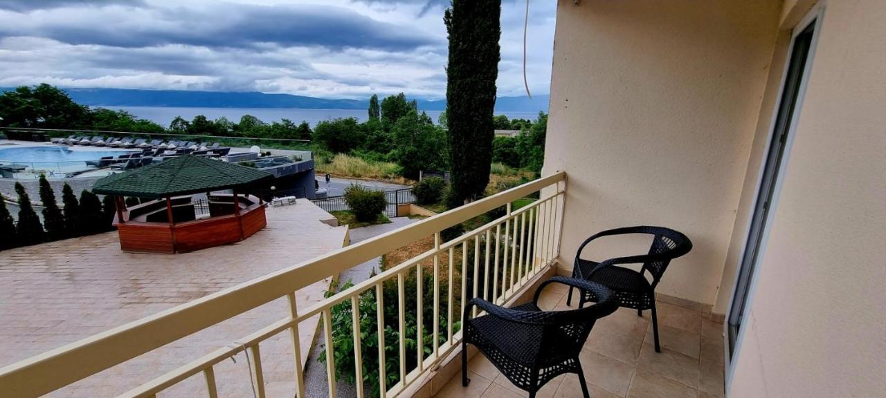 Hotel Bluebell Ohrid Esterno foto