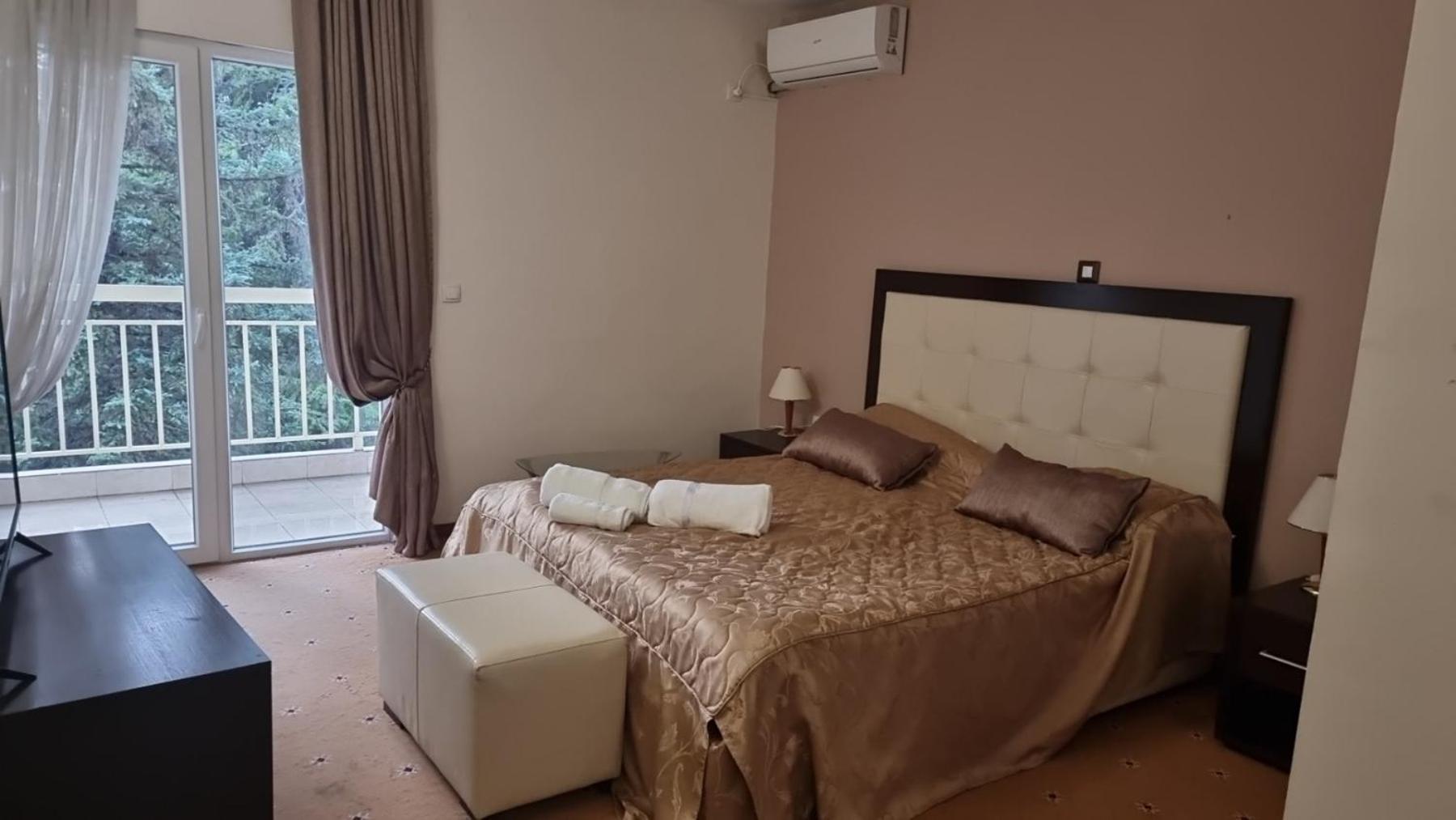 Hotel Bluebell Ohrid Esterno foto